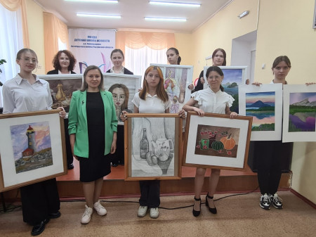 Итоговая аттестация выпускников художественного отделения.